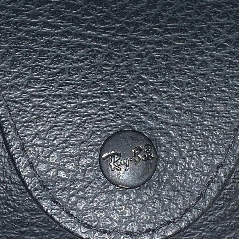 Ray-Ban Classic Metal Frame 
 Sunglasses with Case - Picture 15 of 16